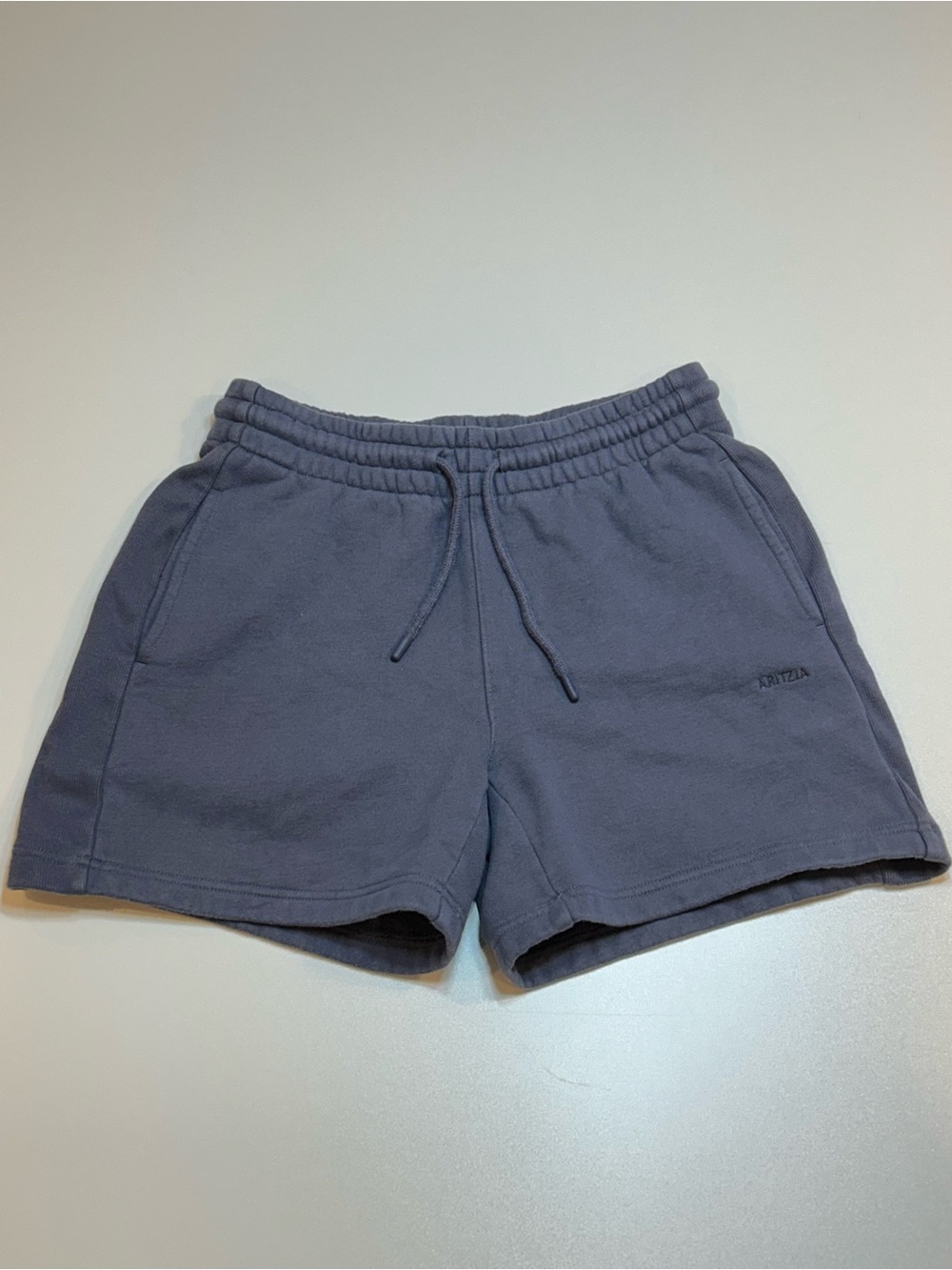 Aritzia Boyfriend Fit Cozy Sweat Fleece Shorts Purple Grey